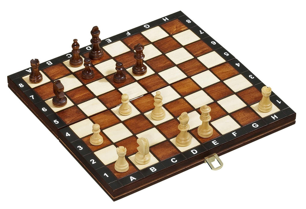 Compact Magnetic Travel Chess Set (Linde Wood)